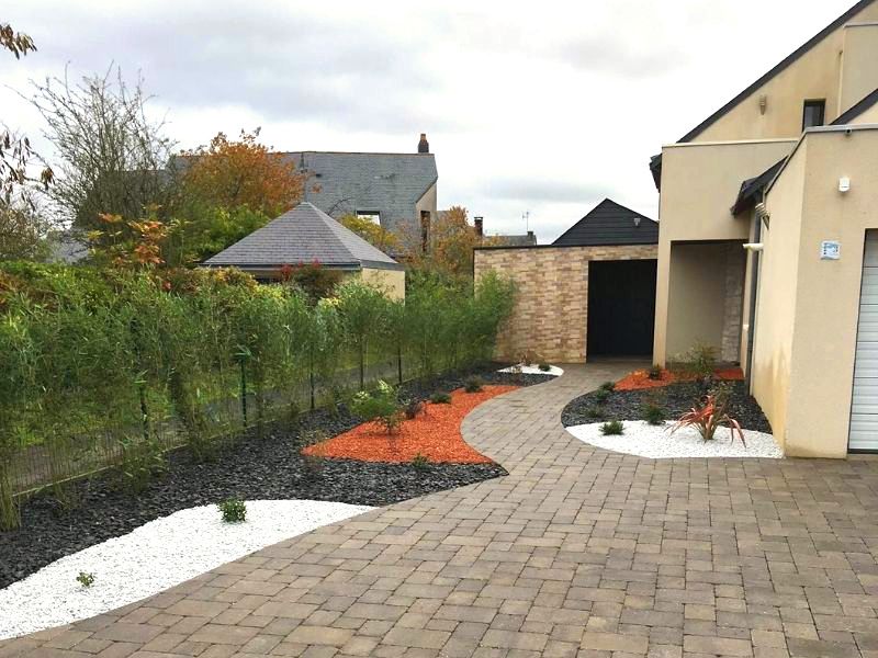 cour et jardin de paysagiste beaucouzé